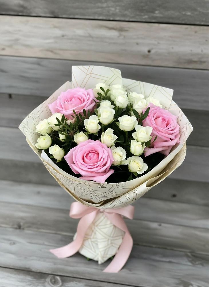 Букет цветов из: Розы в Московском