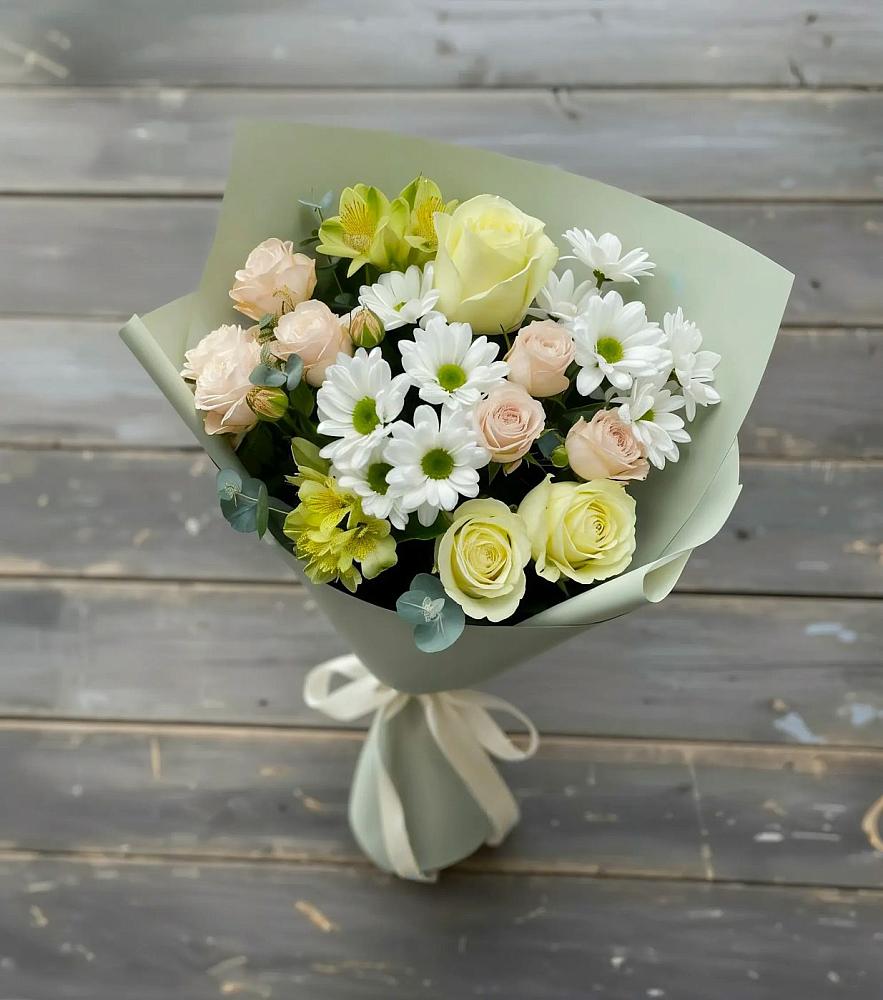 Букет цветов из: Альстромерии, Розы и Хризантемы в Московском