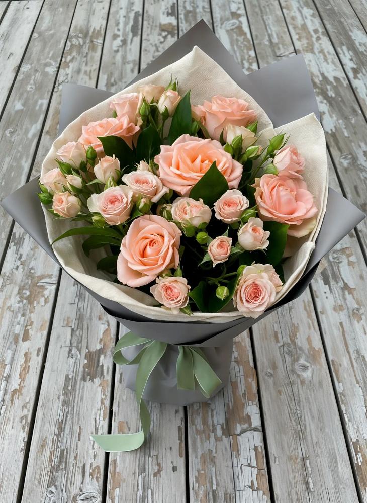 Букет цветов из: Розы в Московском