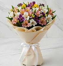 Букет цветов из:  Альстромерии в Московском