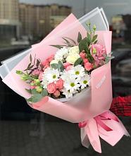 Букет цветов из:  Розы, Лизиантусы и Хризантемы в Московском