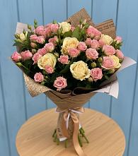 Букет цветов из:  Розы #REPLACE_PRED# Московском