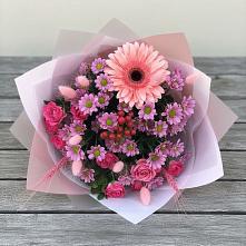 Букет цветов из:  Розы, Герберы и Хризантемы в Московском