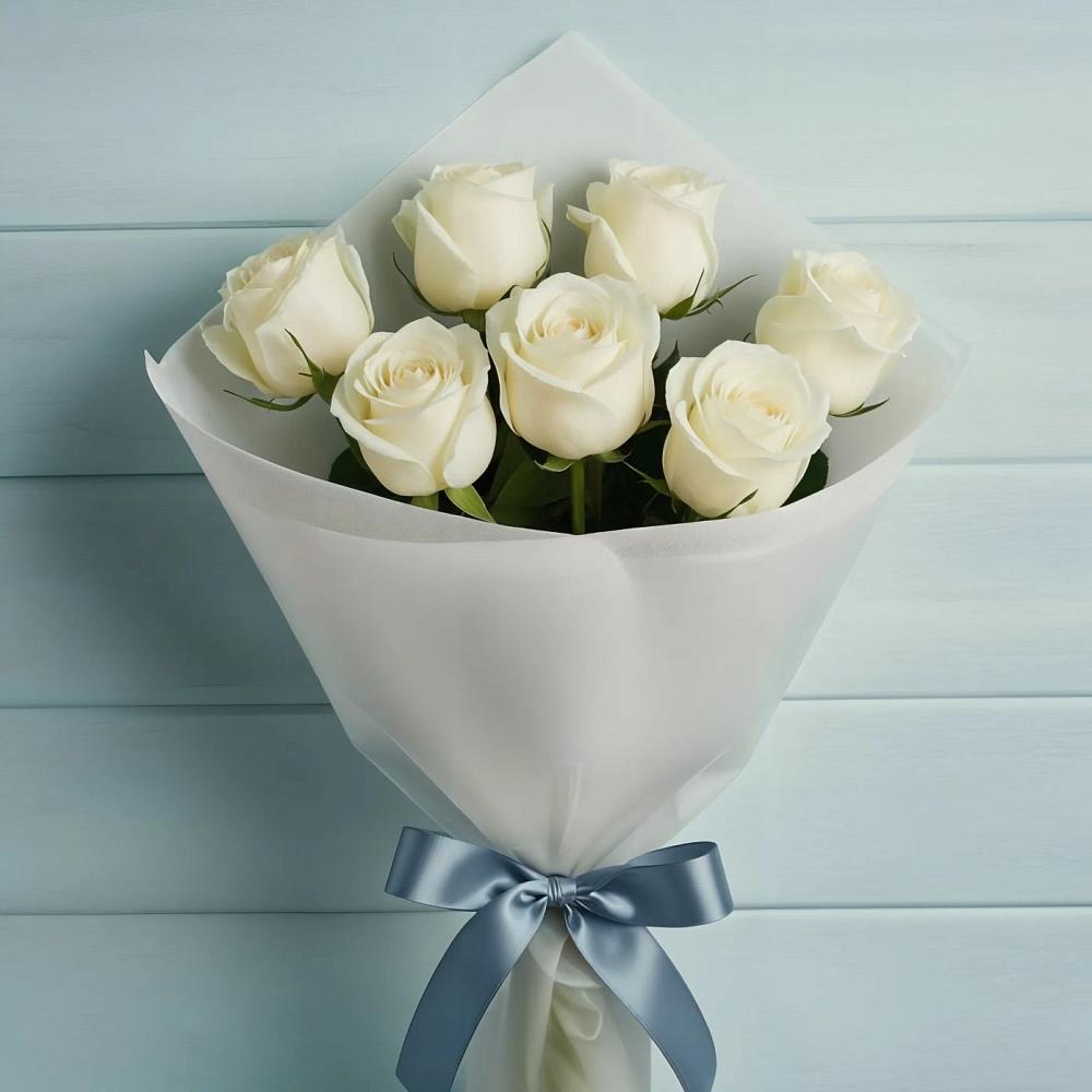 Букет 7 Белых роз Эдлесс Лав в Московском